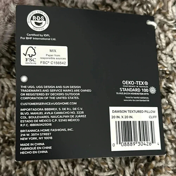 Ugg Dawson Textured 2 Pillows of Set - Picture 4 of 4